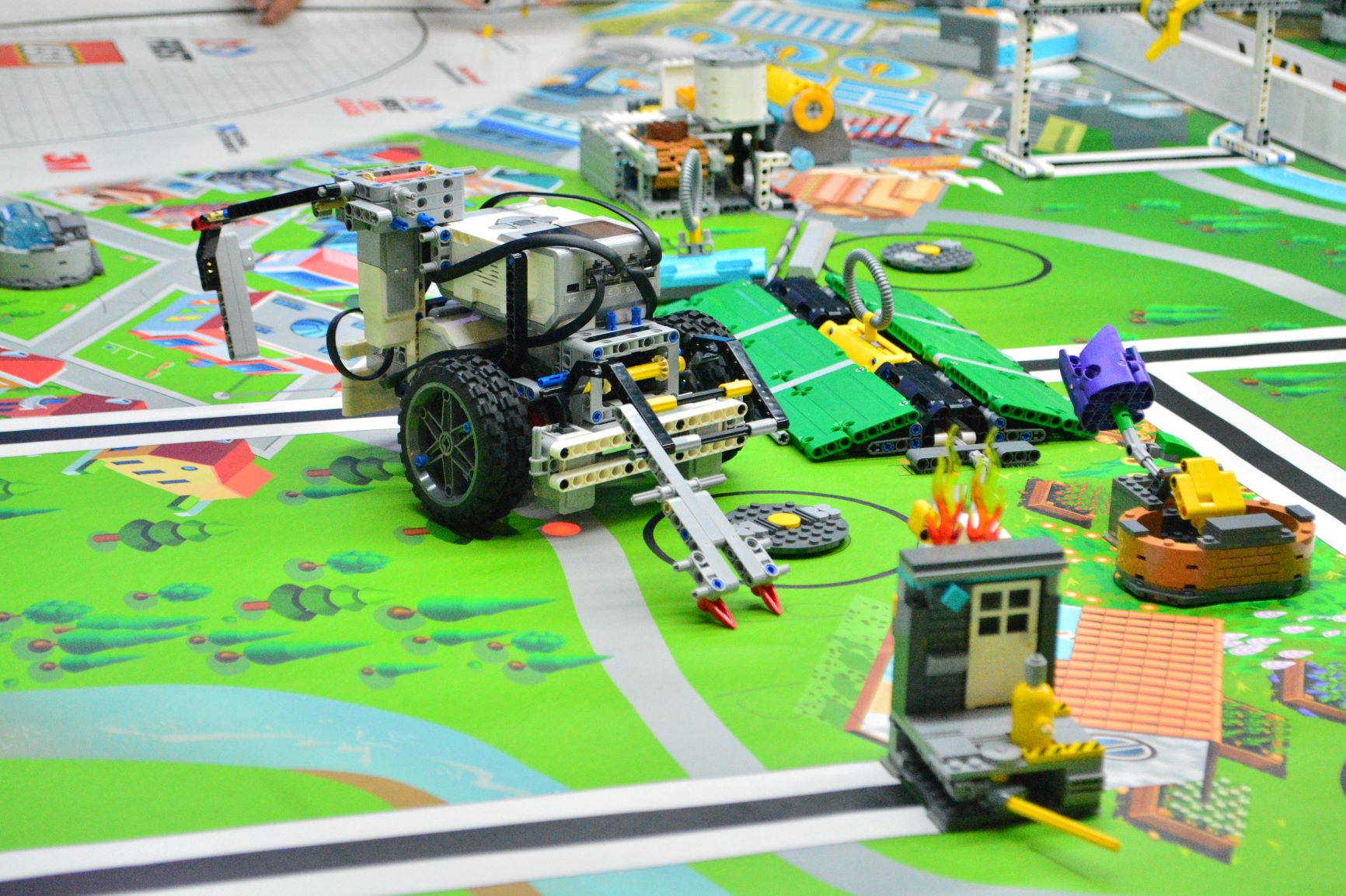 Roboti un robotikas nodarbības, STEM roboti bērniem